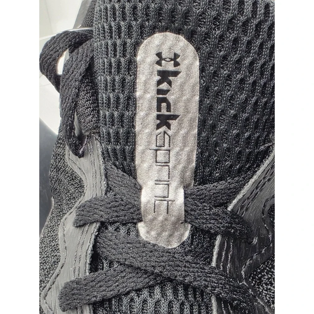Under Armour UA Kick Sprint 4 Track Spikes Black/Gray Men's 13‎  / Women's 14.5